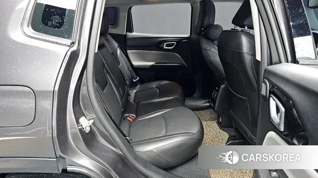 Jeep Compass 2nd Generation 2022 Серый из Кореи, фото 3