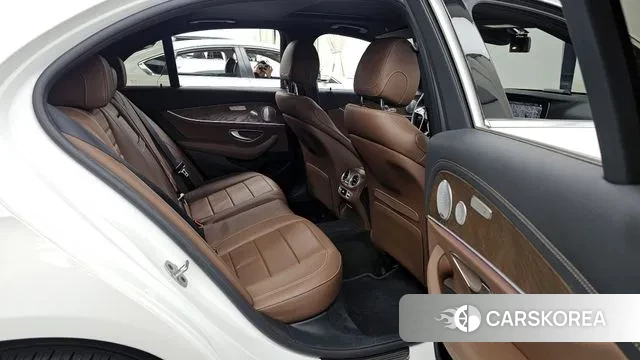 Mercedes-Benz E-Class W213 2020 Белый из Кореи, фото 3