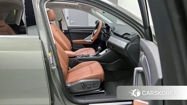 Audi Q3 (F3) 2023 Цвет тростника из Кореи, фото 3