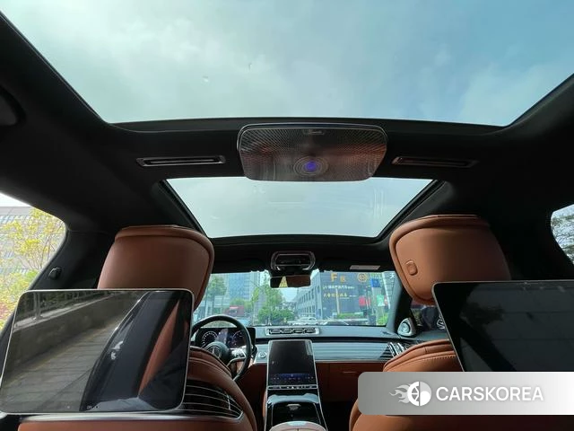 Mercedes-Benz S-class 2024 Черный из Китая, фото 3
