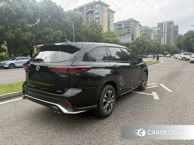 Toyota Crown Lufang 2023 Черный из Китая, фото 3