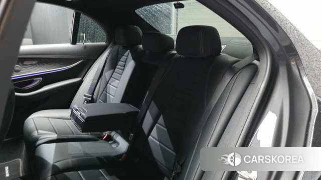 Mercedes-Benz E-Class W213 2021 Серый из Кореи, фото 3