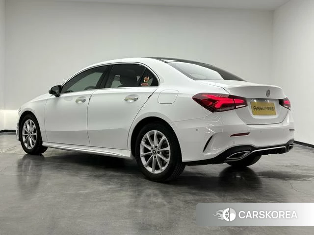 Mercedes-Benz Class A 2021 Белый из Китая, фото 3