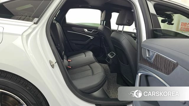 Audi A6 (C8) 2022 Белый из Кореи, фото 3