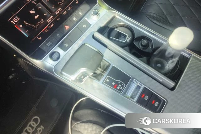 Audi A6L 2022 Черный из Китая, фото 3