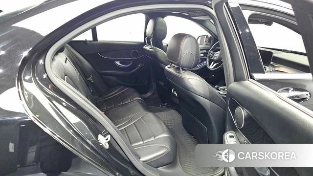 Mercedes-Benz C-Class W205 2019 Черный из Кореи, фото 3