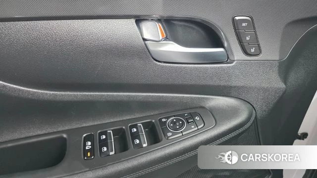Hyundai The New Santa Fe 2023 Белый из Кореи, фото 3