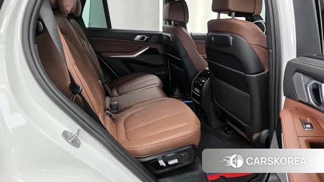 BMW X5 (G05) 2024 Белый из Кореи, фото 3