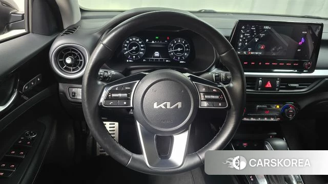 Kia The New K3 2nd generation 2022 Черный из Кореи, фото 3
