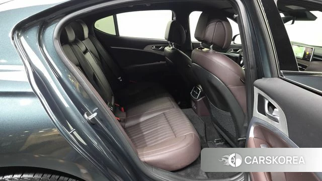 Genesis The New G70 2023 Серый из Кореи, фото 3