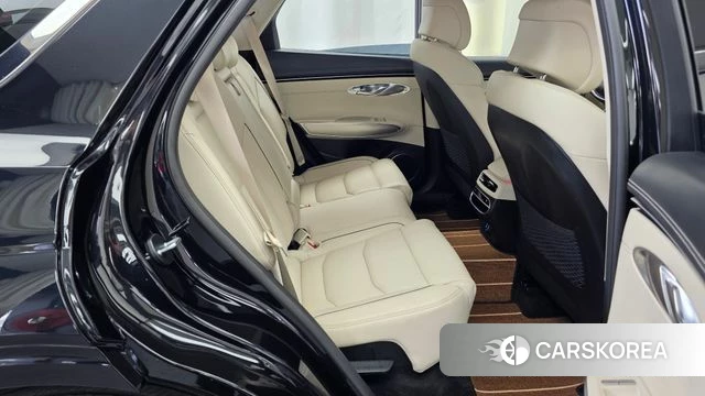 Genesis GV70 2023 Черный из Кореи, фото 3