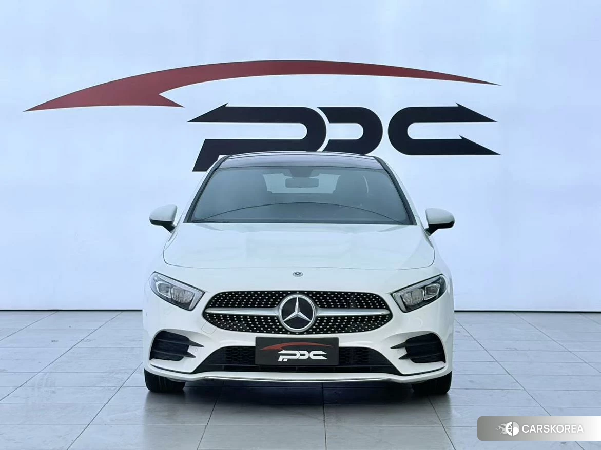 Mercedes-Benz Class A 2021 Белый из Китая, фото 3
