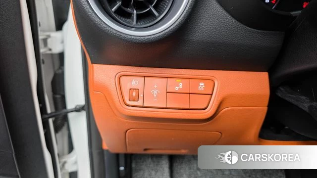 Kia The New K3 2nd generation 2024 Белый из Кореи, фото 3