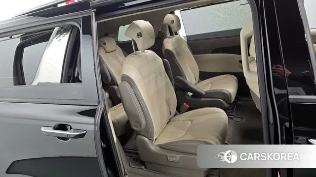 Kia Carnival 4th generation 2022 Черный из Кореи, фото 3