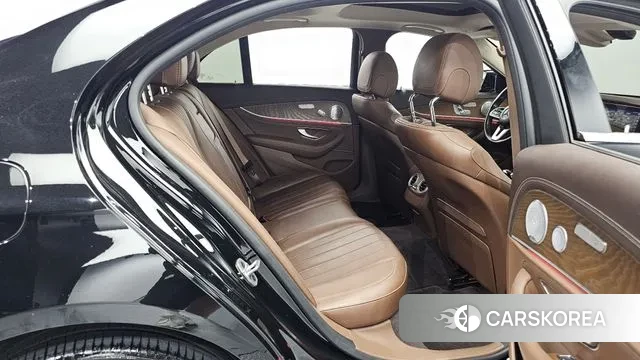 Mercedes-Benz E-Class W213 2019 Черный из Кореи, фото 3