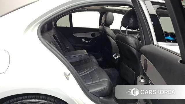 Mercedes-Benz C-Class W205 2020 Белый из Кореи, фото 3