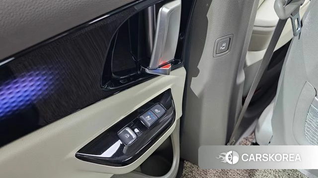 Kia Carnival 4th generation 2023 Черный из Кореи, фото 3