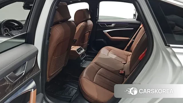 Audi A6 (C8) 2021 Белый из Кореи, фото 3