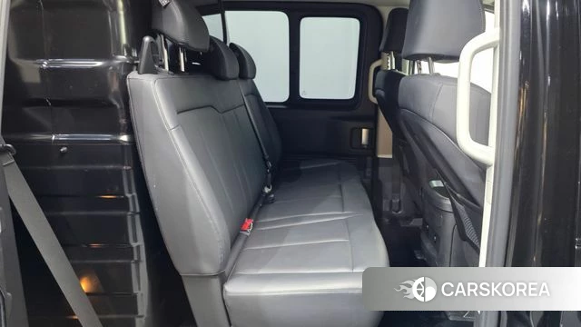 Hyundai Staria 2023 Черный из Кореи, фото 3