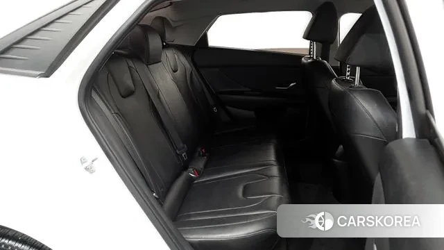 Hyundai Avante (CN7) 2021 Белый из Кореи, фото 3