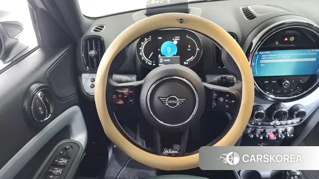 Mini Cooper S Countryman 2022 Светло-серебряный цвет из Кореи, фото 3