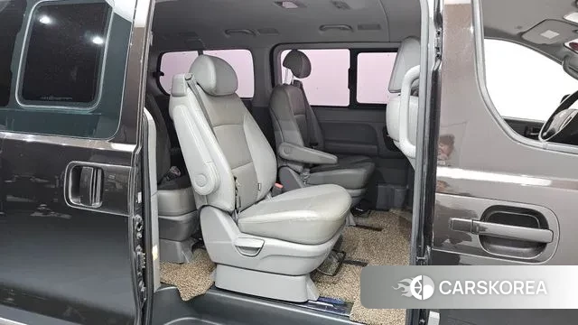 Hyundai The New Grand Starex 2018 Коричневый из Кореи, фото 3