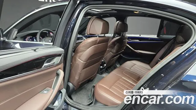 BMW 5 Series (G30) 2022 Черный из Кореи, фото 3