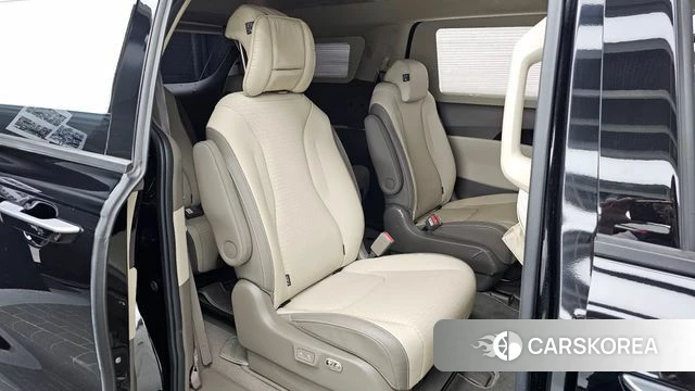Kia Carnival 4th generation 2022 Черный из Кореи, фото 3