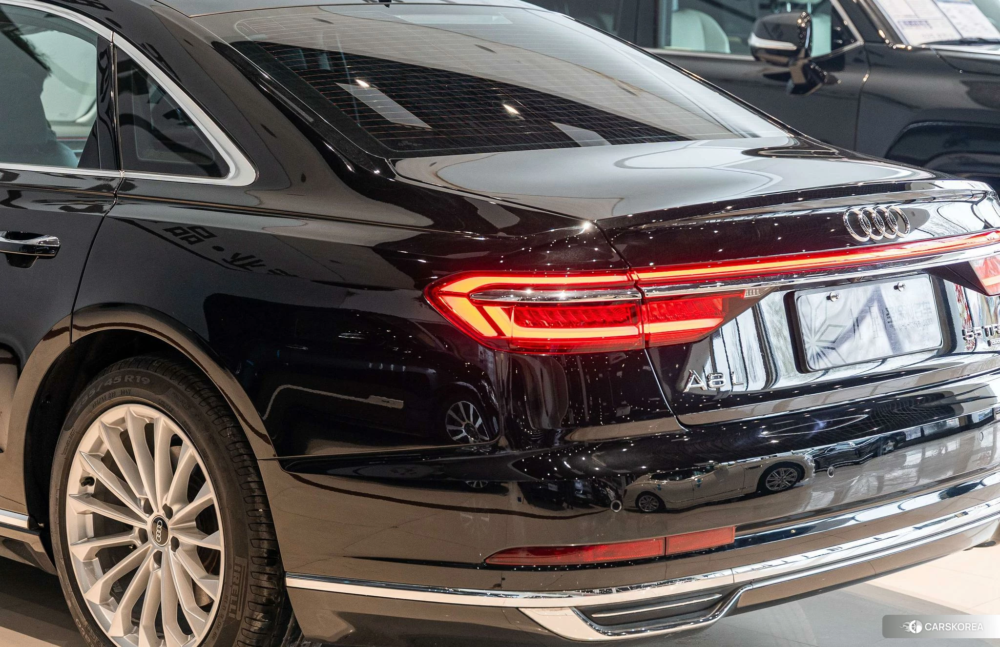 Audi A8 2020 Черный из Китая, фото 3