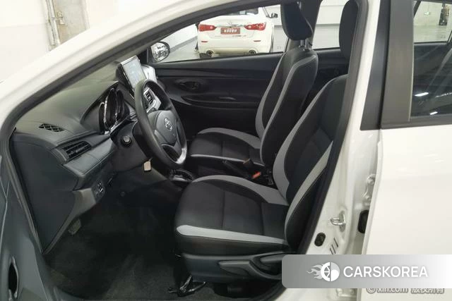 Toyota YARIS L Zhixuan 2021 Белый из Китая, фото 3
