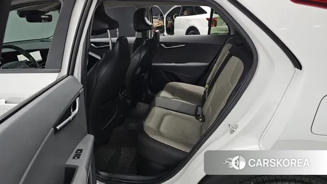 Kia Di Ol Nu Niro 2024 Белый из Кореи, фото 3