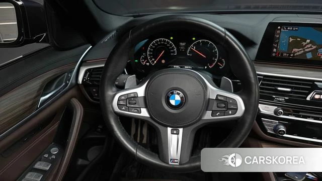 BMW 5 Series (G30) 2019 Черный из Кореи, фото 3