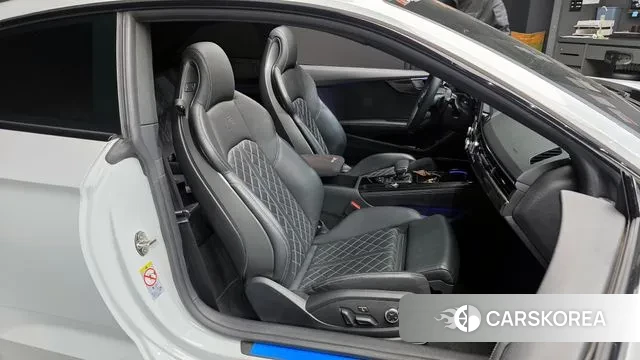 Audi S5 (B10) 2022 Белый из Кореи, фото 3