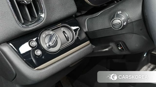 Mini Cooper Countryman 2024 Серебристо-серый из Кореи, фото 3