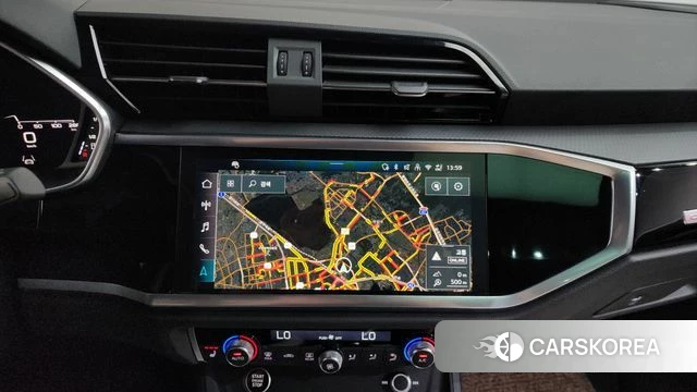 Audi Q3 (F3) 2025 Белый из Кореи, фото 3