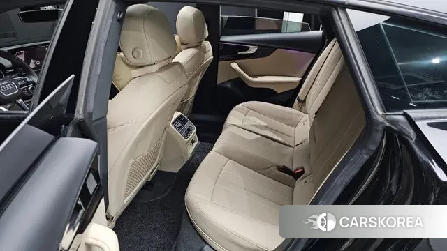 Audi A5 (F5) 2021 Черный из Кореи, фото 3