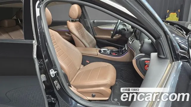 Mercedes-Benz E-Class W213 2019 Черный из Кореи, фото 3