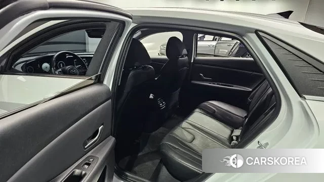 Hyundai Avante (CN7) 2023 Белый из Кореи, фото 3