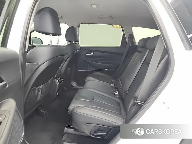 Hyundai The New Santa Fe 2023 Белый из Кореи, фото 3