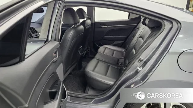 Hyundai Avante AD 2018 Серый из Кореи, фото 3