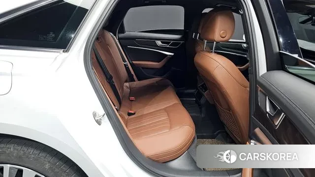 Audi A6 (C8) 2023 Белый из Кореи, фото 3