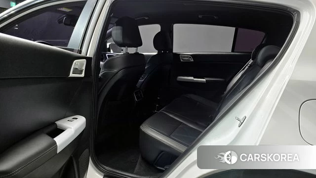 Kia Sportage The Bold 2018 Белый из Кореи, фото 3