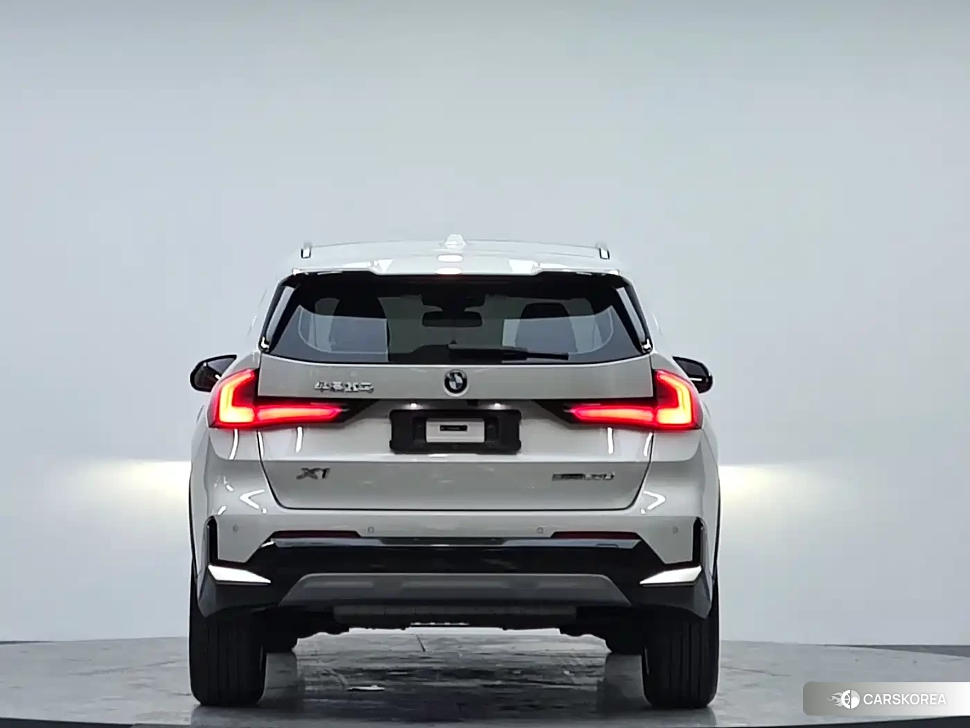 BMW X1 2023 Белый из Китая, фото 3