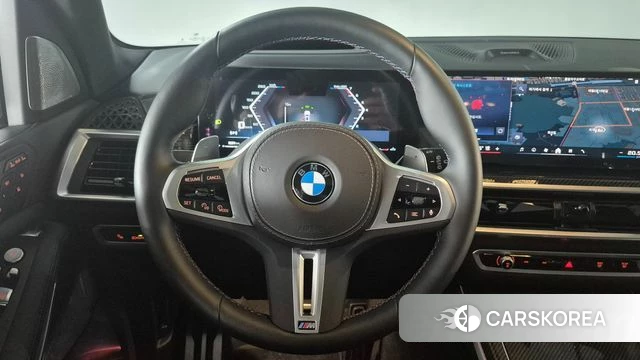 BMW X7 (G07) 2023 Белый из Кореи, фото 3