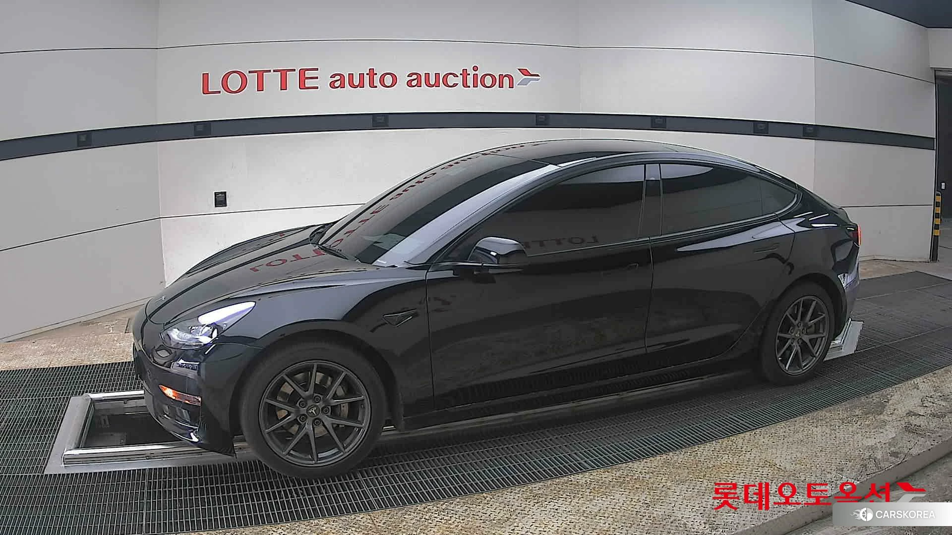 Tesla Model 3 Long Range 2022 Solidblack из Кореи, фото 3