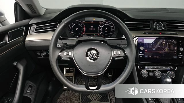Volkswagen Arteon 2019 Серебристо-серый из Кореи, фото 3