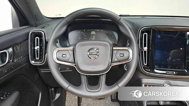 Volvo XC40 2020 Белый из Кореи, фото 3