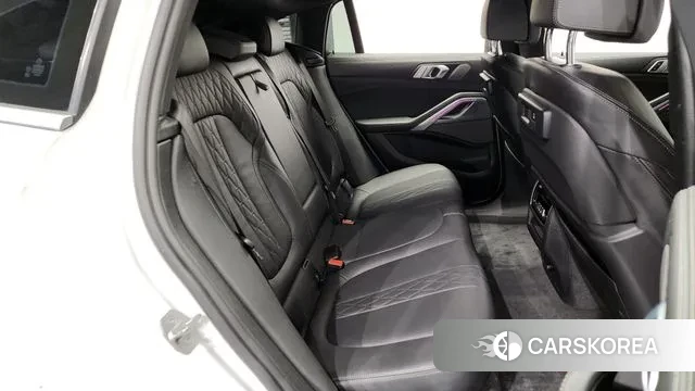 BMW X6 (G06) 2022 Белый из Кореи, фото 3