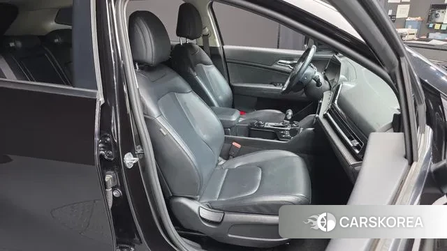 Kia Sportage 5th Generation 2021 Черный из Кореи, фото 3