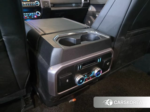 Ford Expeditation 2021 Белый из Кореи, фото 3